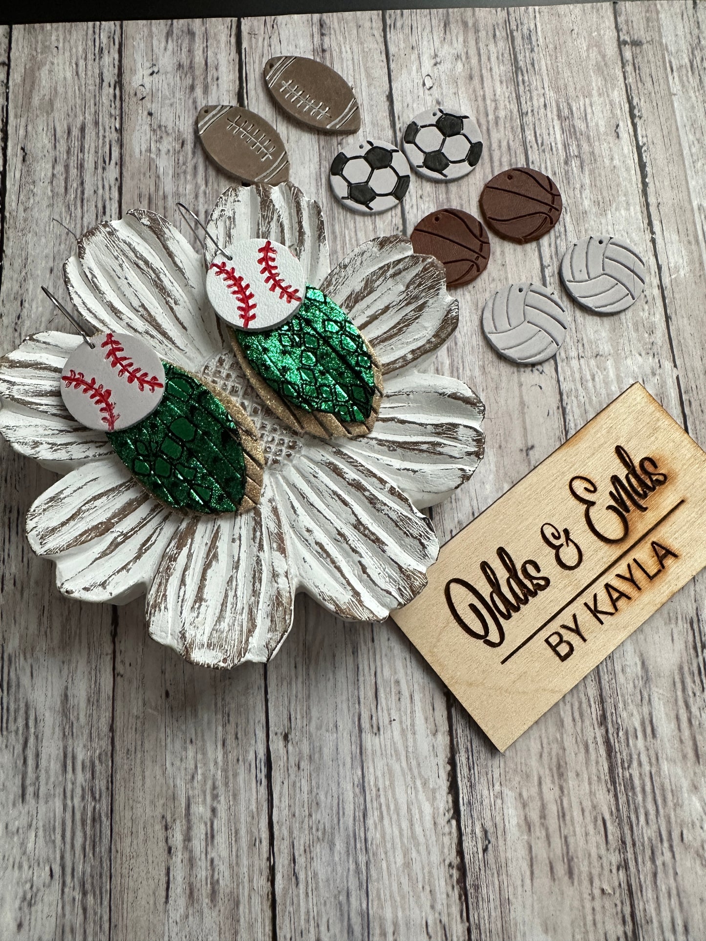 01 Ball Earrings - Interchangeable Sports