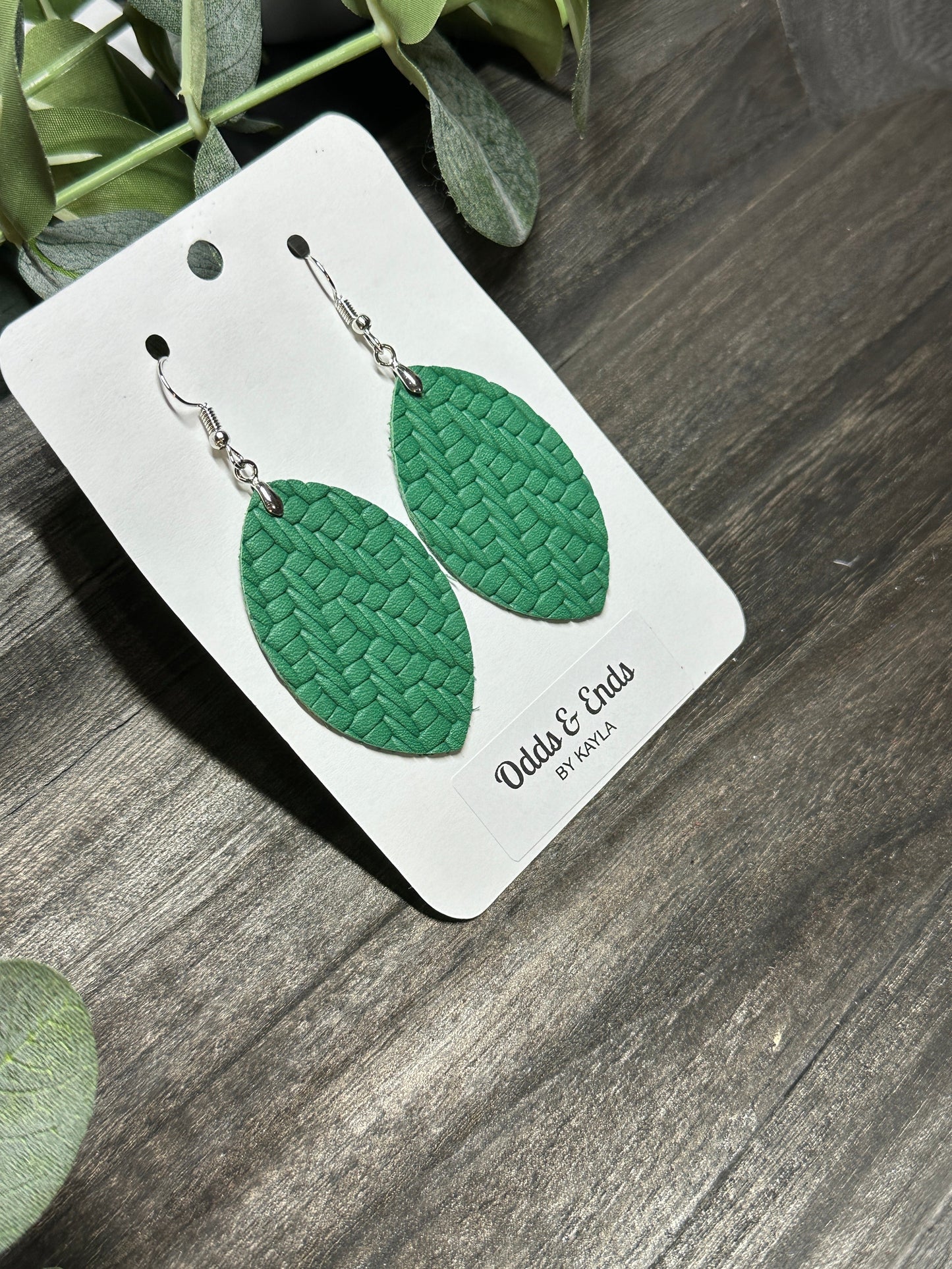 Green Woven Petals | Christmas Petals
