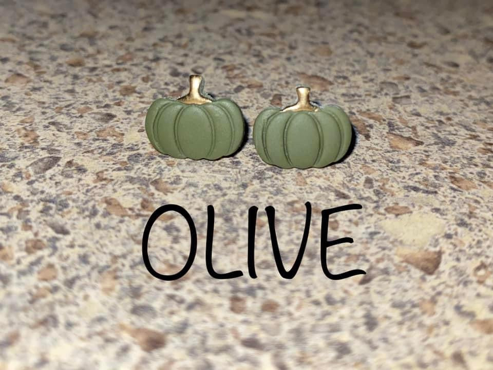 Pumpkin Studs