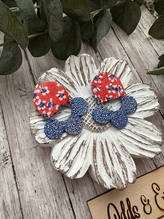 Red White & Blue Scallop Floral | Patriotic | 4th of July