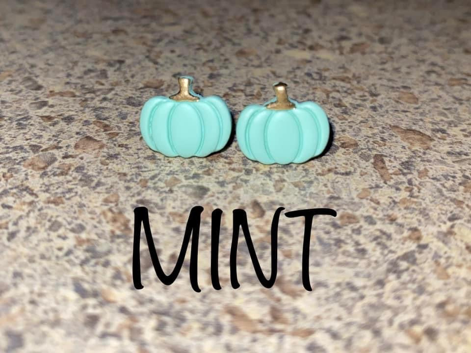 Pumpkin Studs