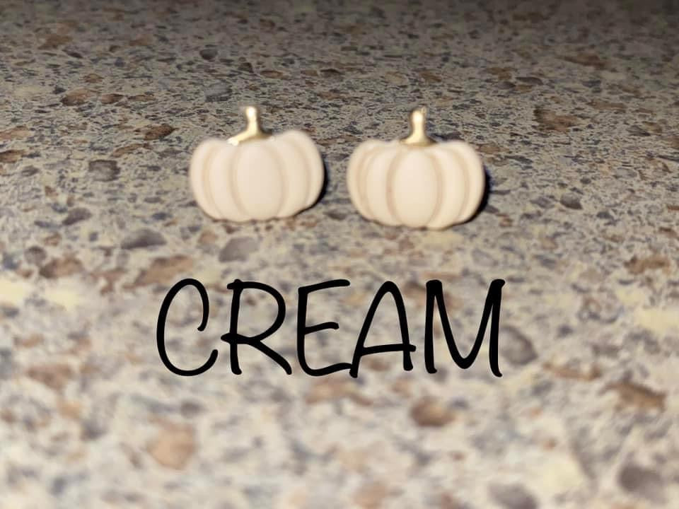 Pumpkin Studs