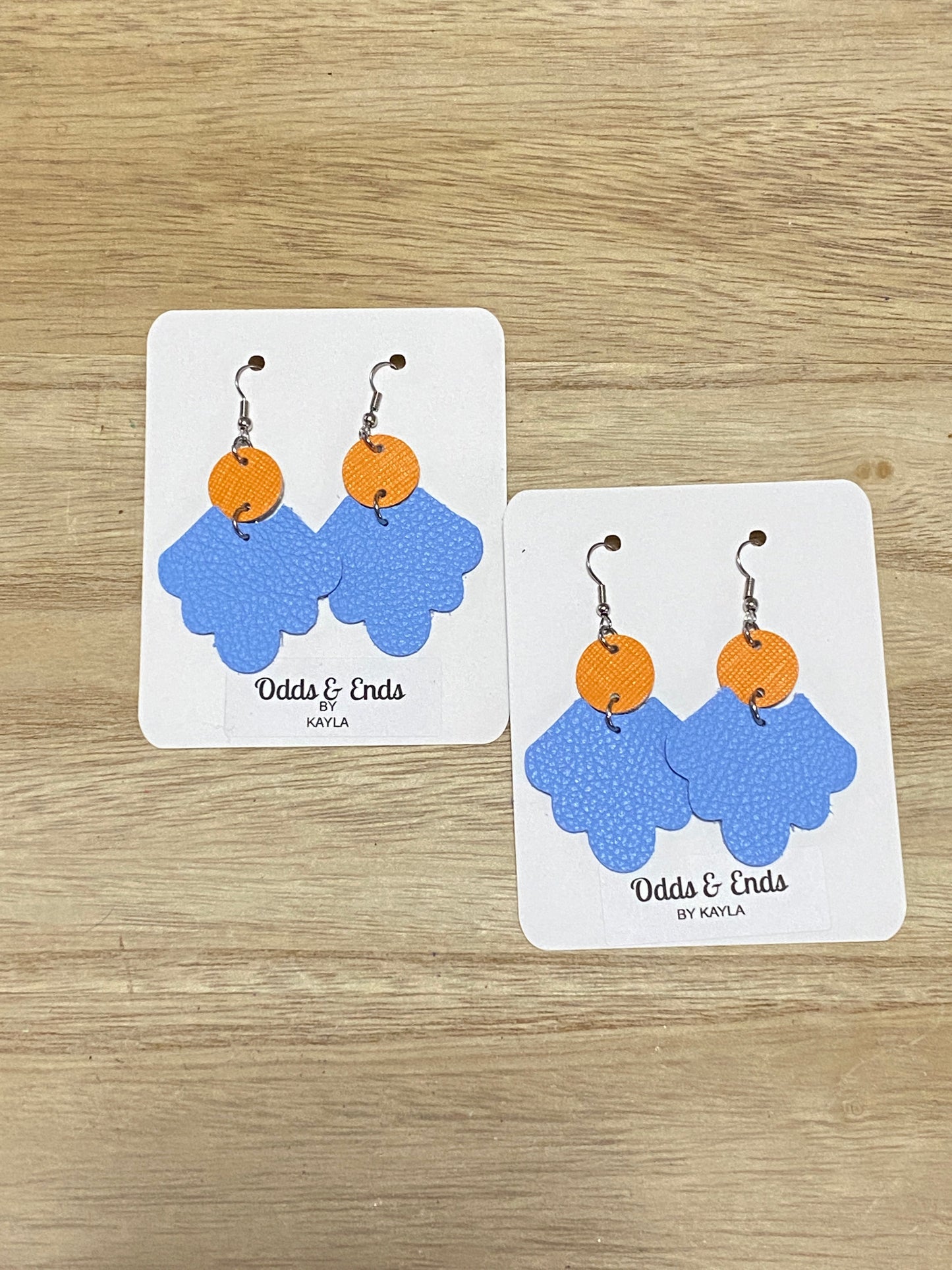 River Trail Elementary Scallop Dangles - School Spirit - Teacher Gifts