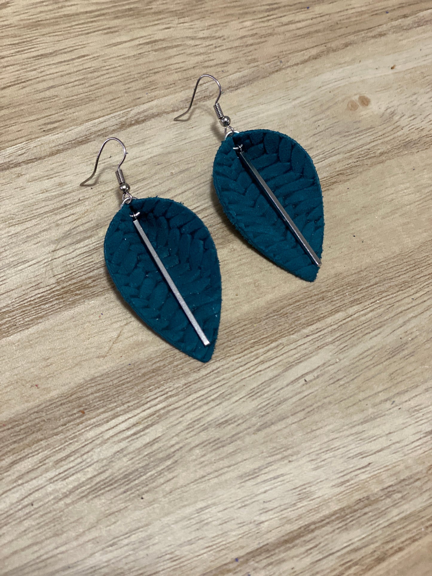 Dark Teal Pinched Teardrops